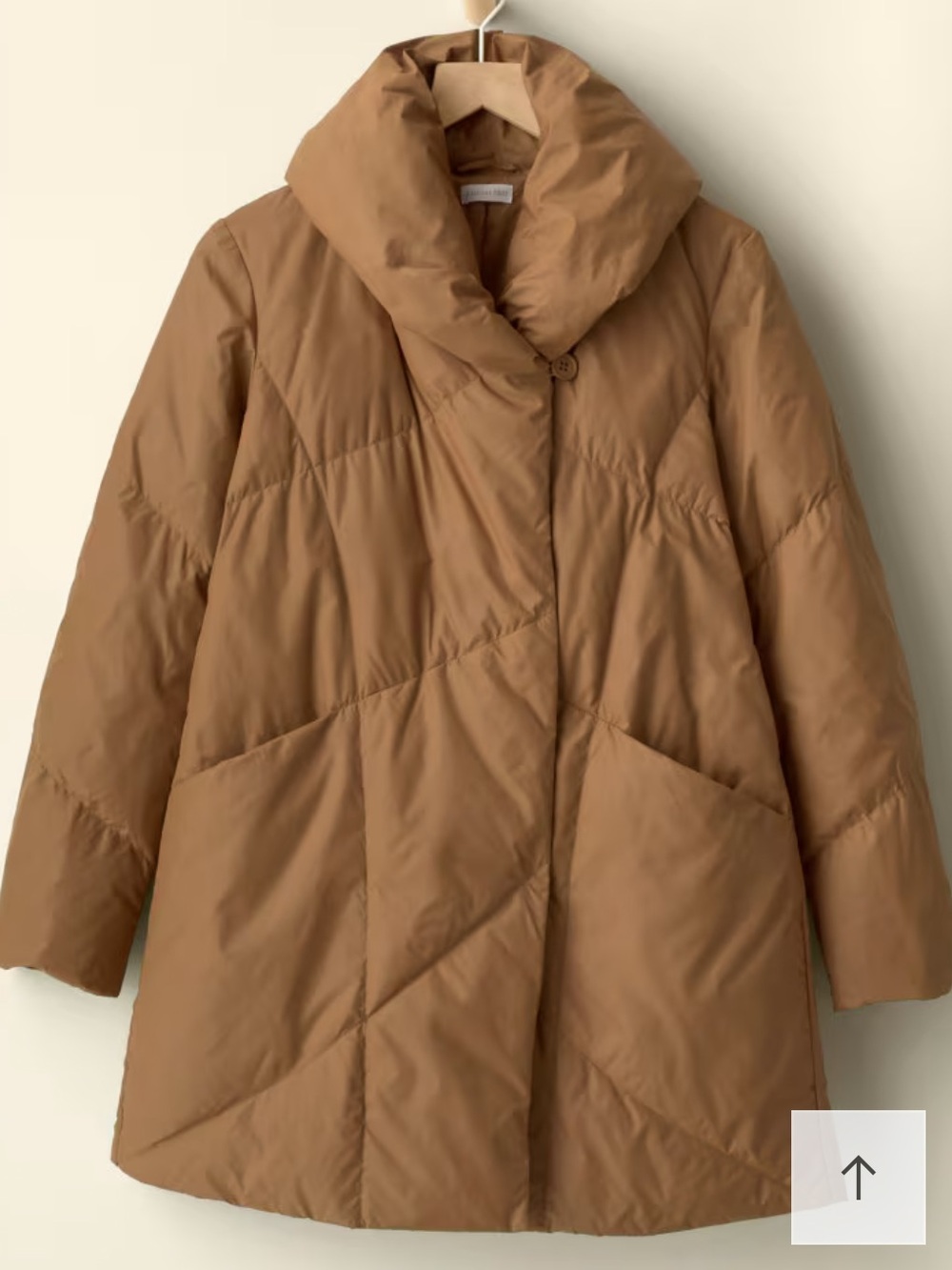 Garnet Hill, packable, puffer jacket in camel size 4 classic fit- like new!